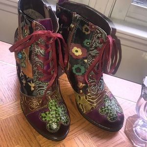 39 Style Floral Design Bootie Shoes Size 9.5